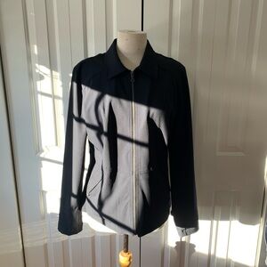 Elegant Women's Black Utility Jacket